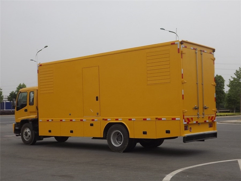 饶平出租发电机-柴油发电机组电压低报警怎么办？