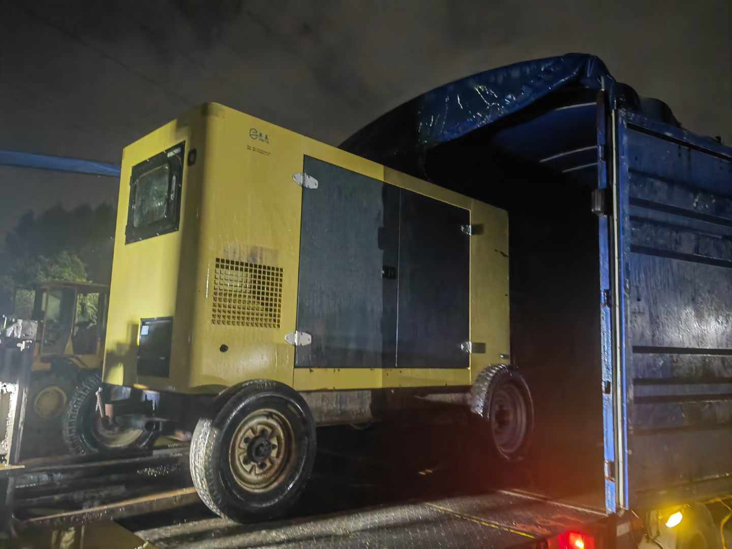 饶平发电机出租空气中敷设电缆的载流量和环境湿度有关系吗？