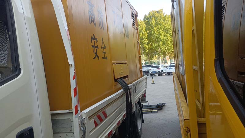 饶平如何判断柴油发电机组和UPS电源的切换时间是否符合要求？