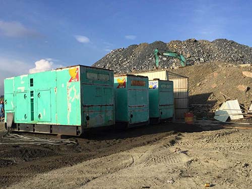 饶平如何判断柴油发电机充电系统中的整流器是否正常？